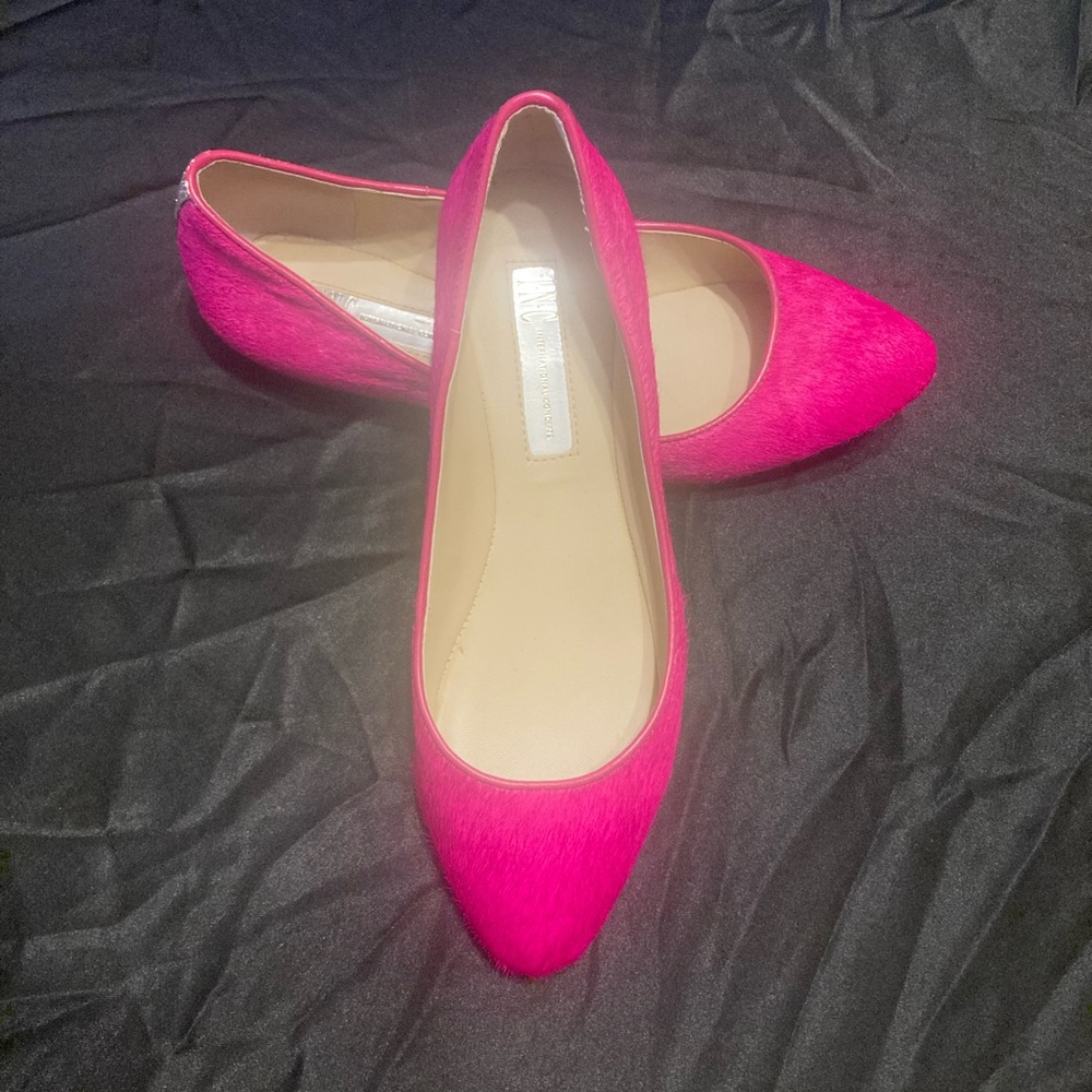 INC Pink Pony Hair Women's Flats! 5.5💗
